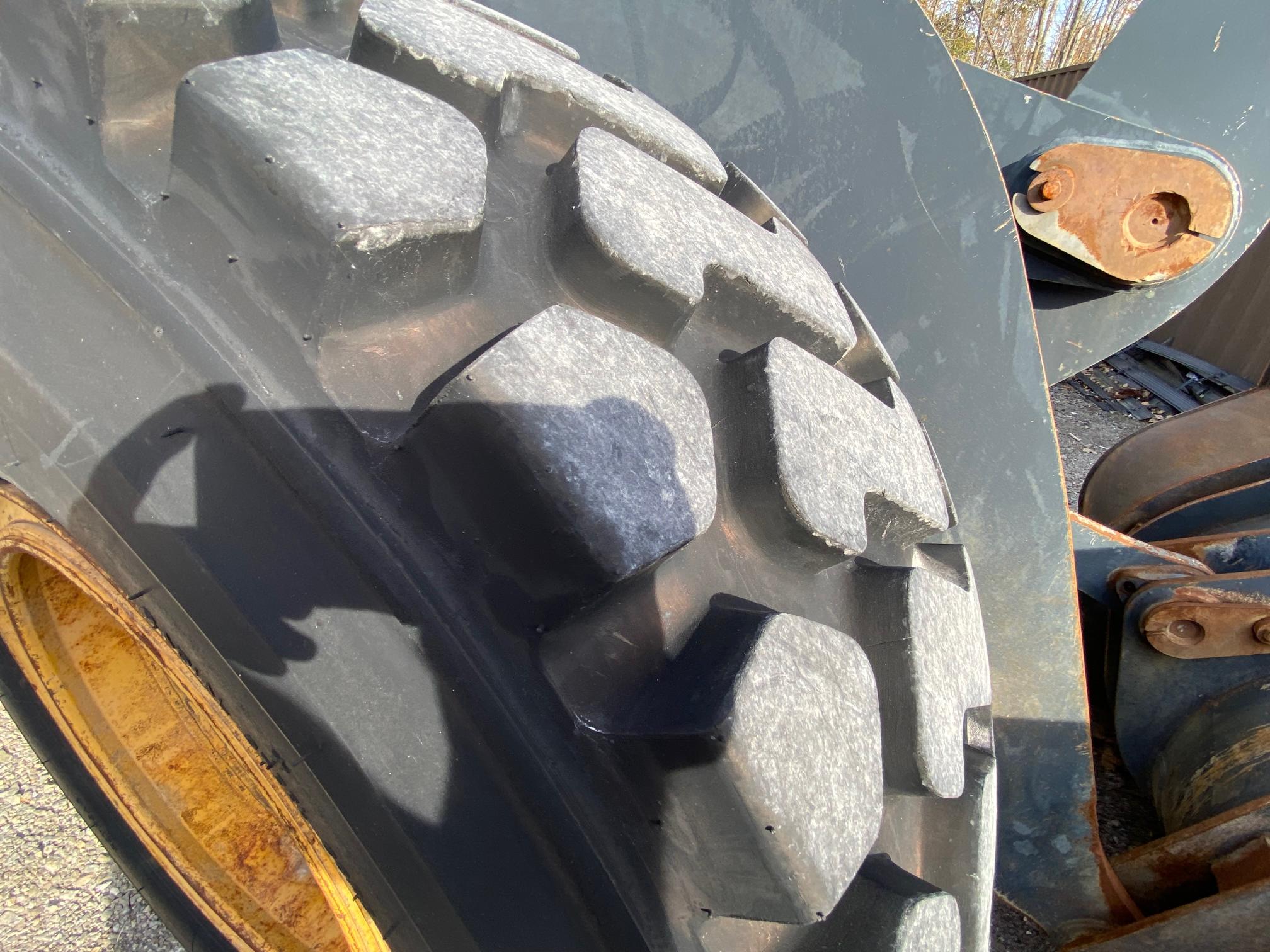 2004 DEERE 544J - Image 37